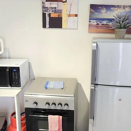 Lovely Studio Apartment With Views Of The Lagoon. Гранд-Бэй Экстерьер фото