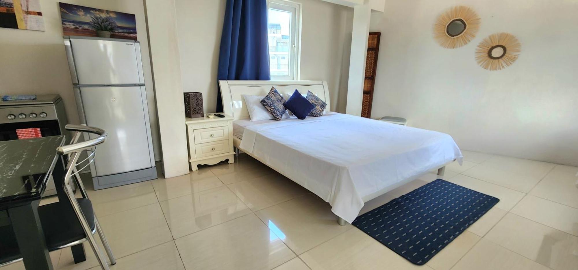 Lovely Studio Apartment With Views Of The Lagoon. Гранд-Бэй Экстерьер фото